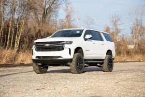 GMC Yukon XL Suspension Lift Kit - Rough Country - 6 Inch Lift Kit | M1 Struts - '21-'23